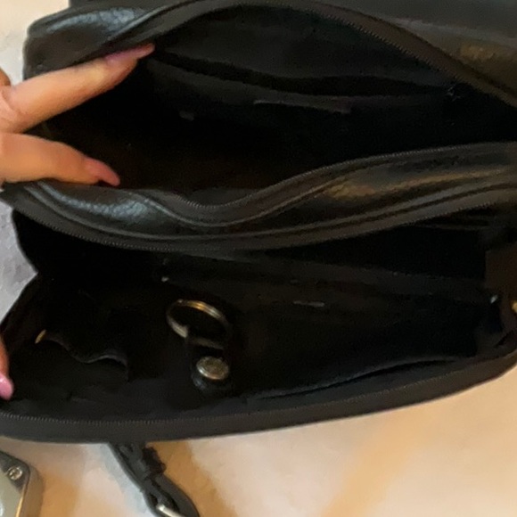 GUESS SATCHEL ALL LEATHER BAG - Picture 3 of 9